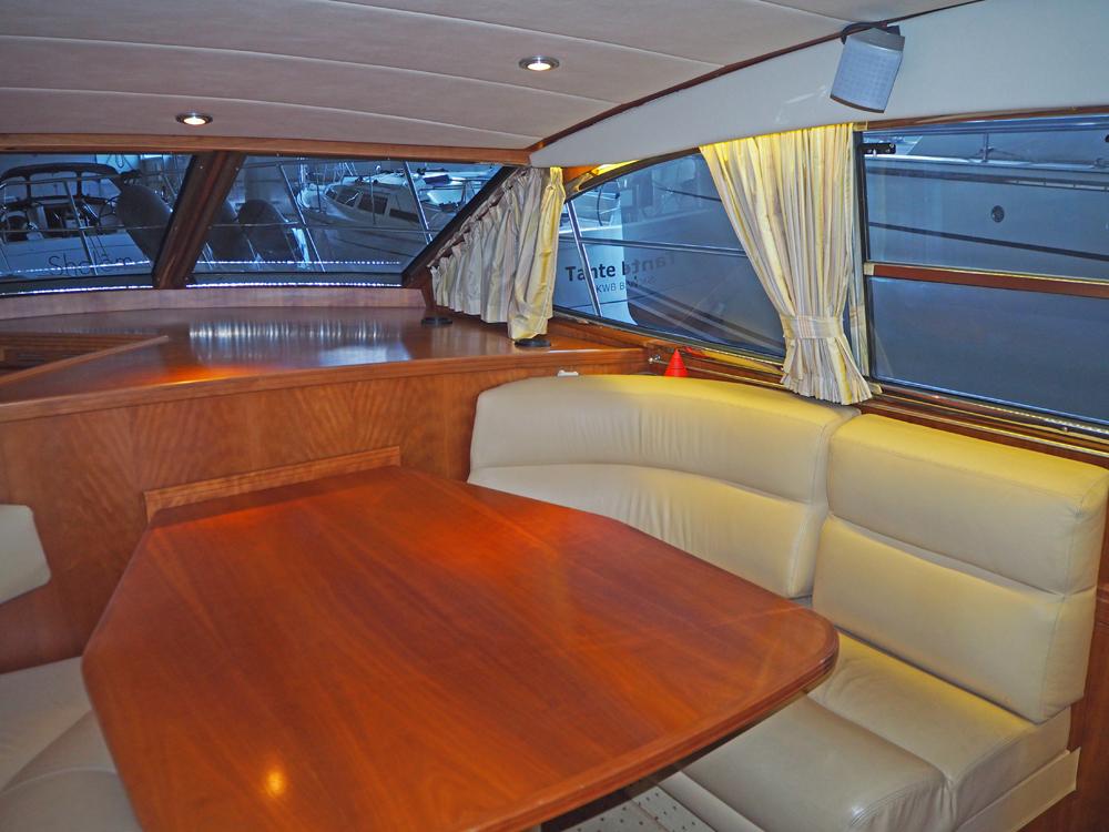 Salon, H&eacute;bergements